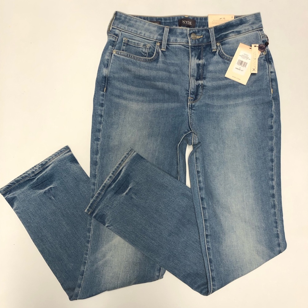 NYDJ Marilyn straight leg jeans size 6